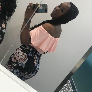 Meet your Posher, Tierra